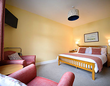 Heatherfield House Self Catering Accommodation contains a King Size Double Bedroom